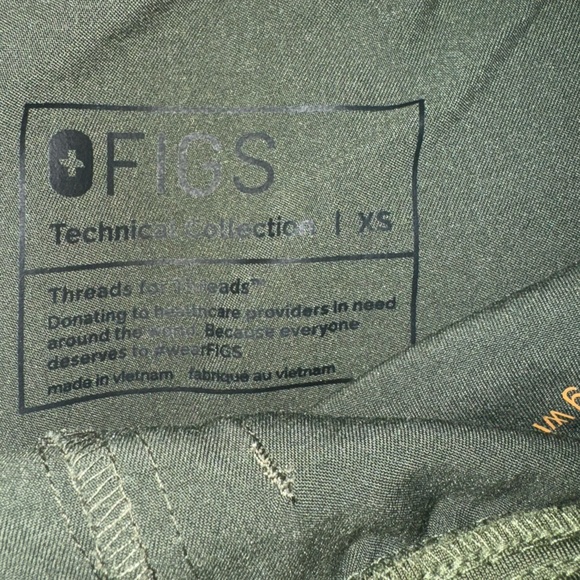 Figs Moss Yola Skinny Scrub Pant - Picture 3 of 3